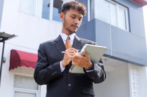 what must be included in a notice to enter, and what to do when a tenant refuses entry.